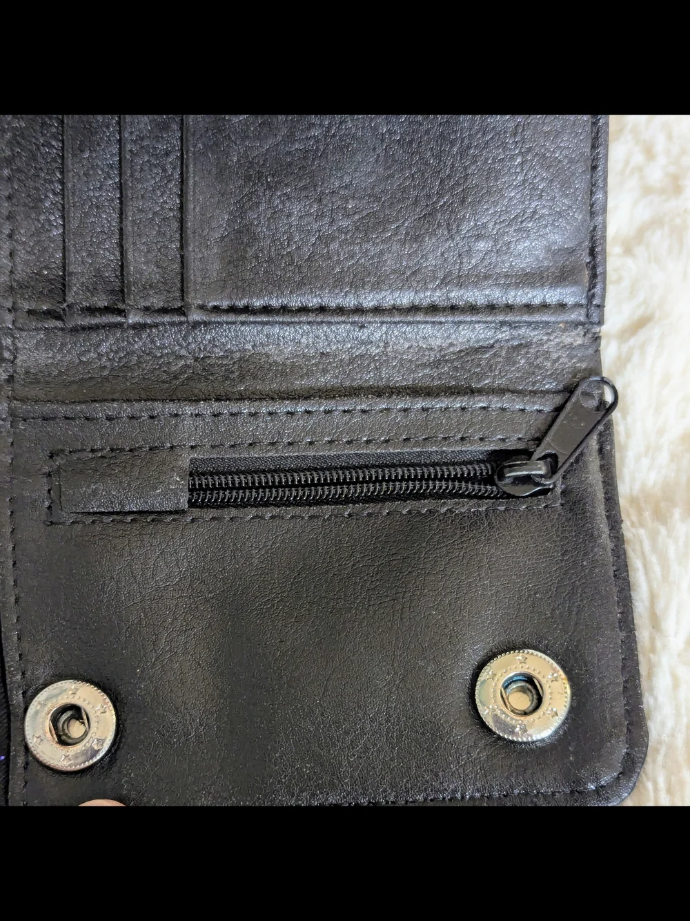Black Leather Chain Wallet with Silver Hardware - Picture 7 of 14